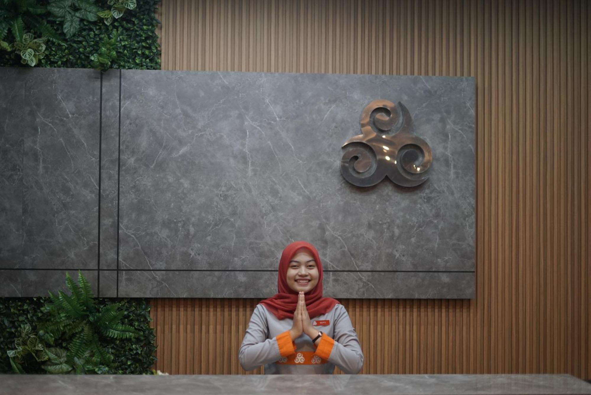 Tjokro Hotel Klaten Exteriör bild