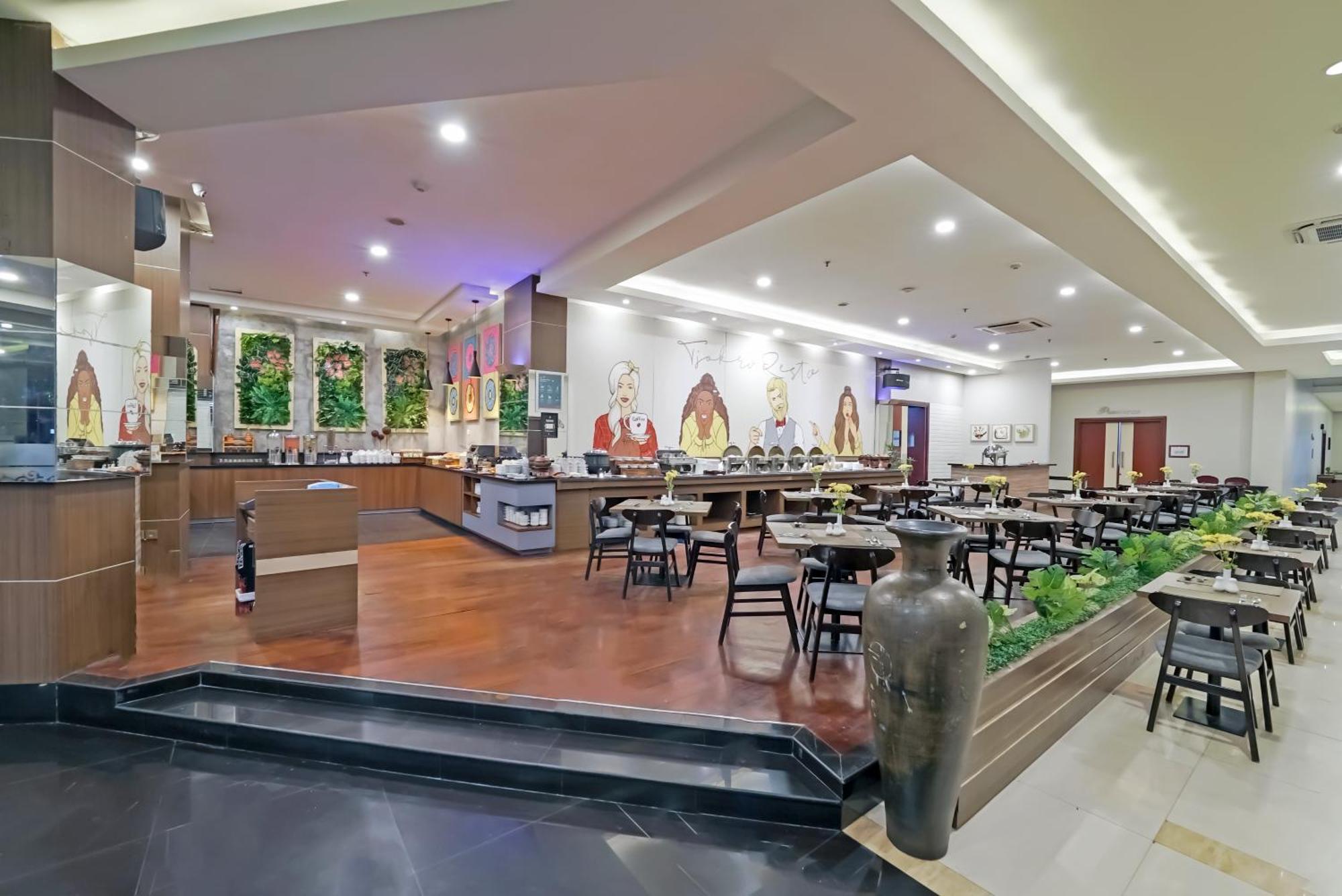 Tjokro Hotel Klaten Exteriör bild